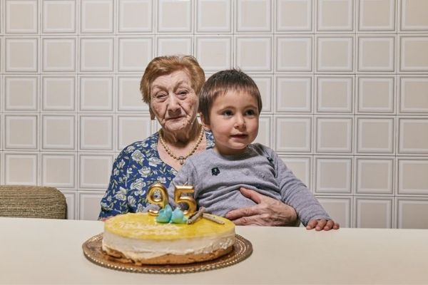 Funniest birthday wishes and meme for grandmother